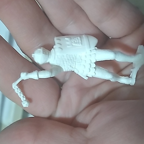 Vintage Gladiator Figurines- (Plastic) - Picture 2 of 15